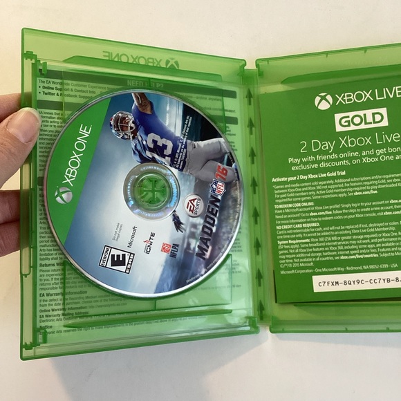 4 /💲20 🤑 Madden 16 NFL XBOX ONE game - Picture 2 of 3